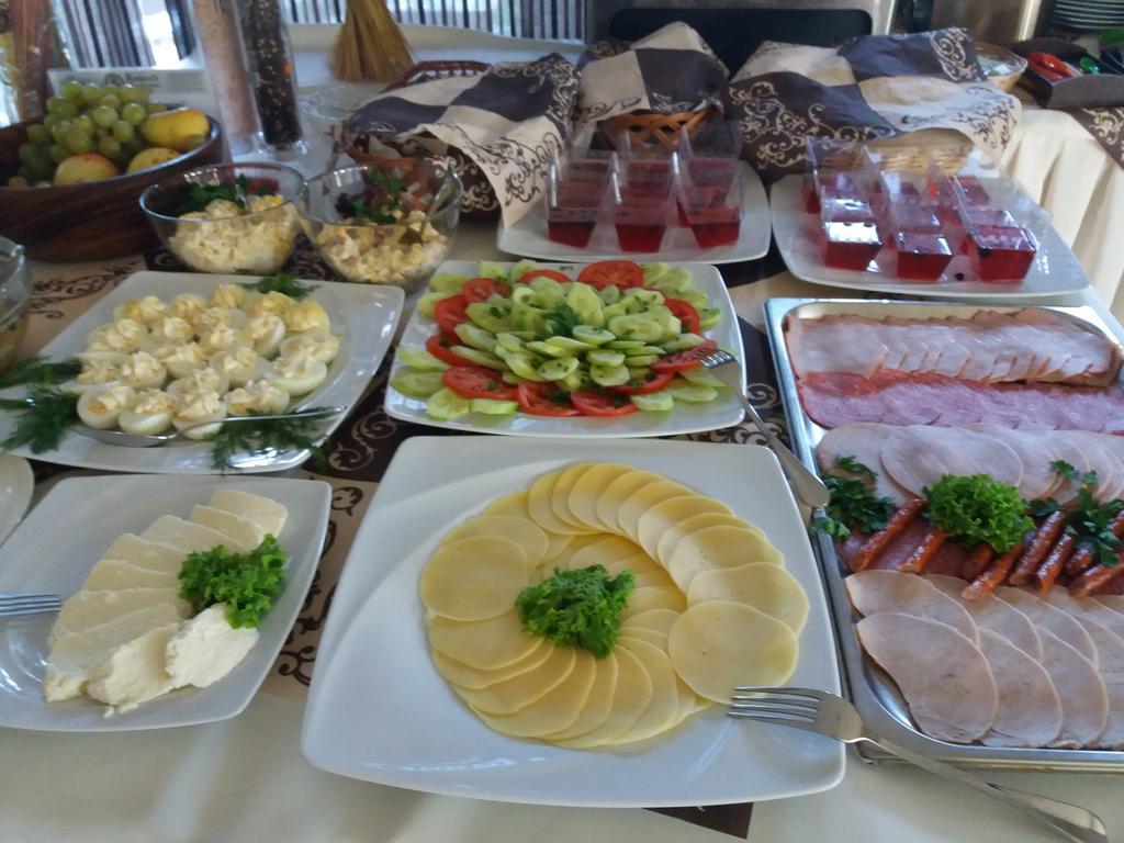 Zajazd Bieszczadzka Ostoja Ustrzyki Dolne Esterno foto